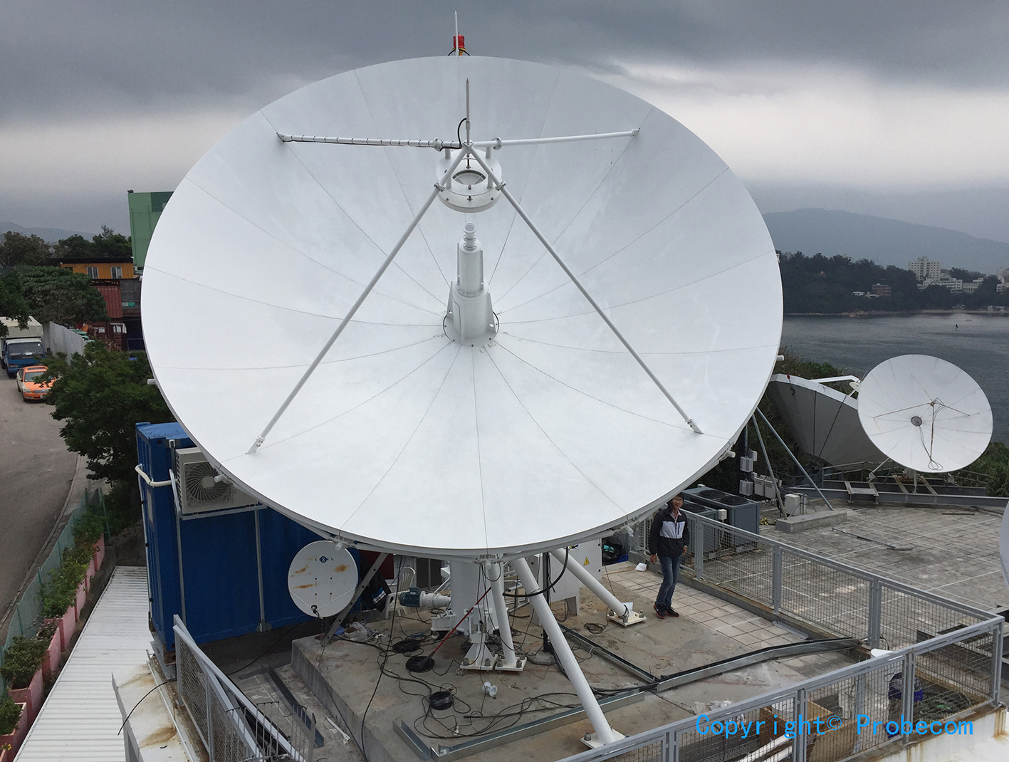 6.2m Ku band TXRX motorized High wind resistance antenna system in Hongkong