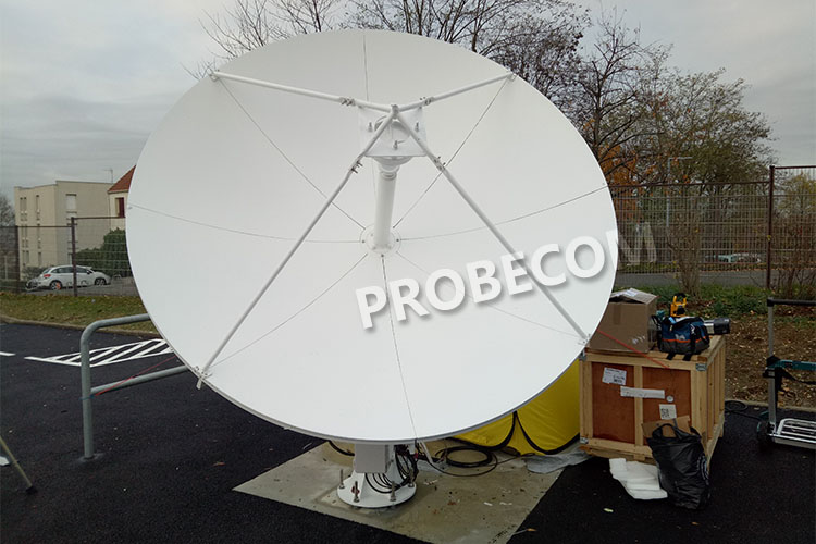 Probecom 2.4M antenna in Paris2